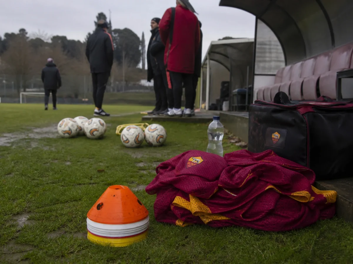 Roma lånar ut Marash Kumbulla till Rayo Vallecano