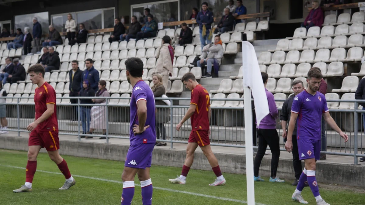 Roma tar serieledningen efter 4–0 mot Fiorentina